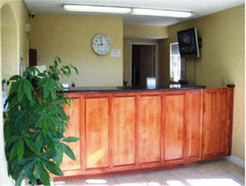 Days Inn By Wyndham Turlock Exteriör bild